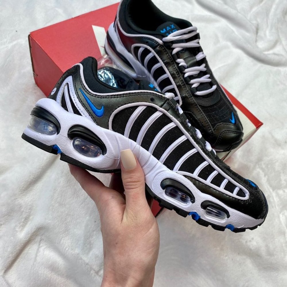 Nike Air Max Tailwind 4